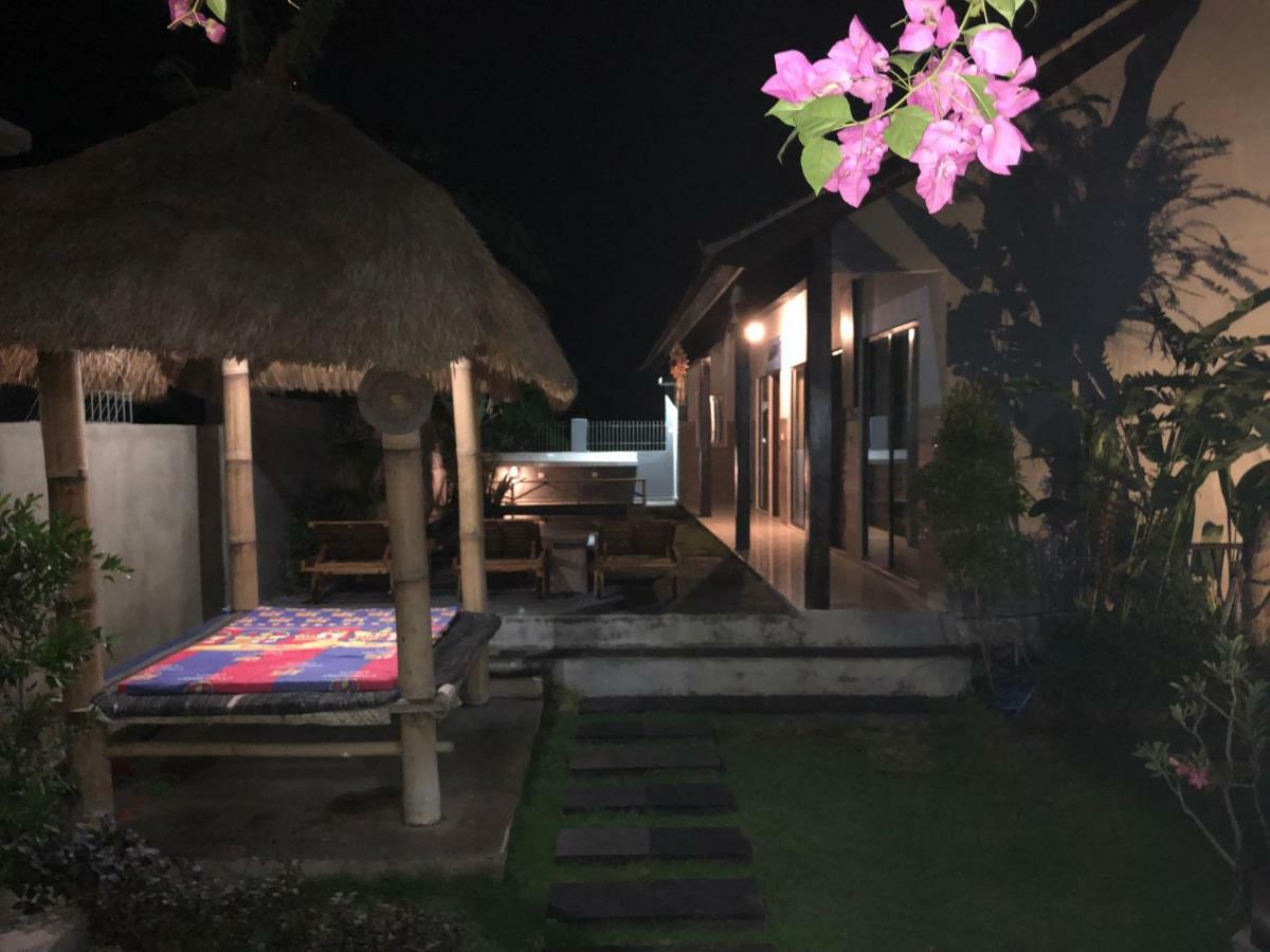 Pluto House Canggu Exterior foto