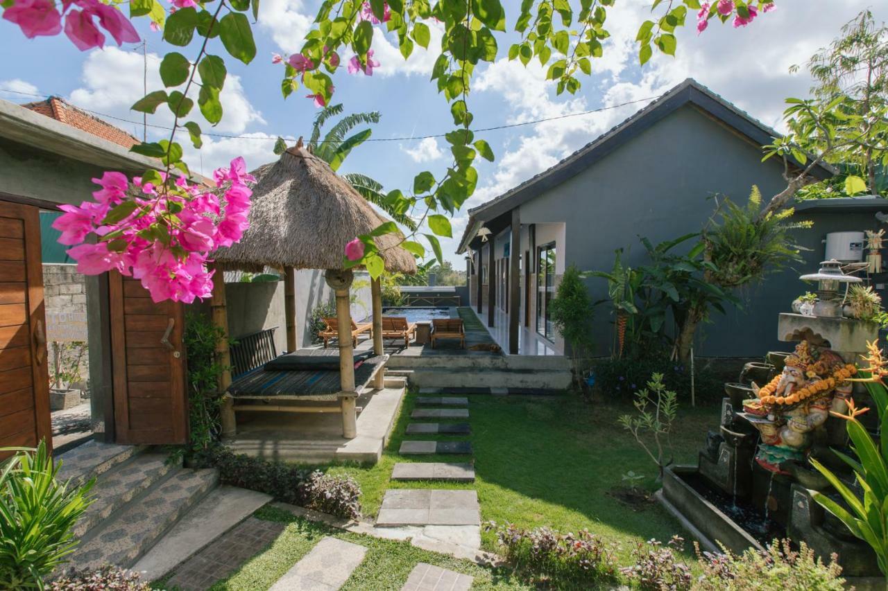 Pluto House Canggu Exterior foto